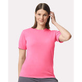 Gildan - Unisex Performance® T-Shirt - 42000 - Safety Pink